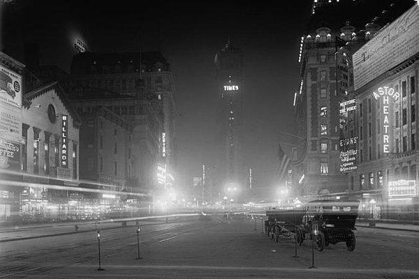 23. 1911′de New York Times Meydanı