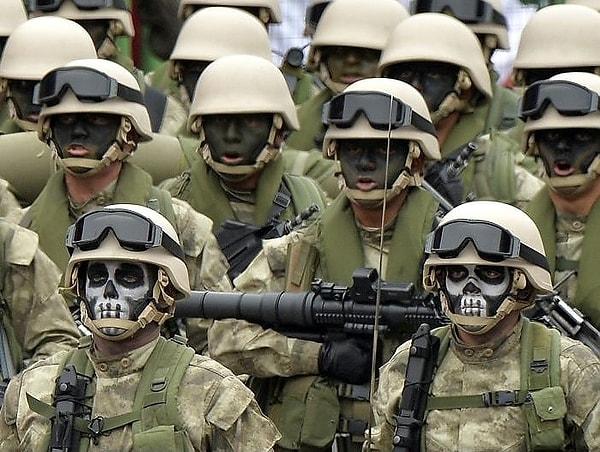 9. Peru Özel Kuvvetleri