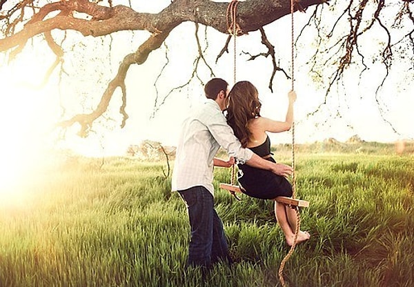 Вам следует жениться/выйти замуж за человека, который сделал вас смыслом своей жизни