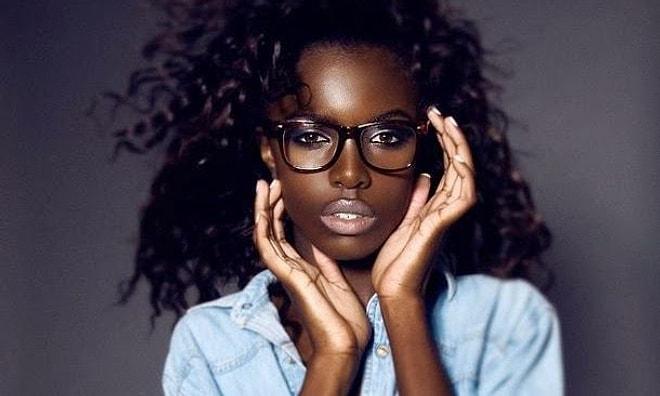 Gözlüklü Kadinlar Nasil Makyaj Yapmali
