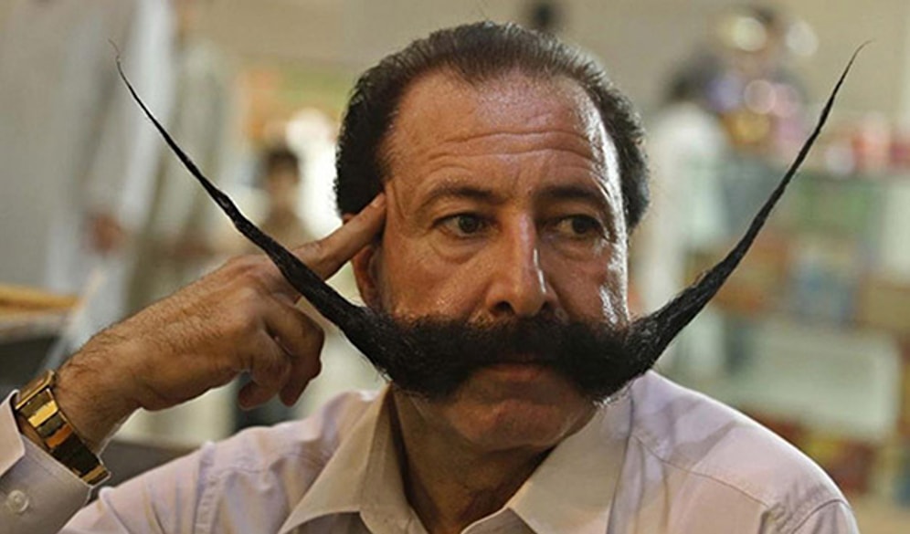 Bıyığıyla Sanat Yaratan 27 İlginç İnsan