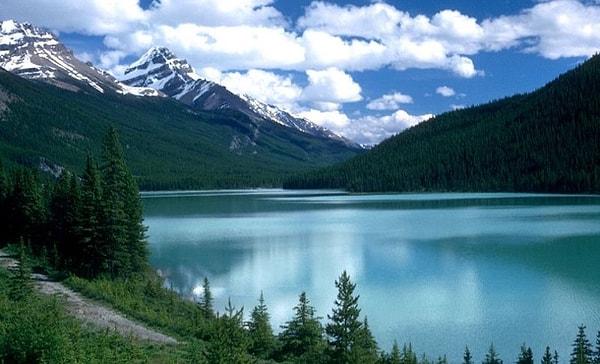7. Üzerinde en çok göl bulunan ülke - Kanada