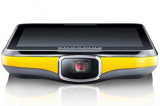 Samsung‘dan Yeni Projektörlü Telefon