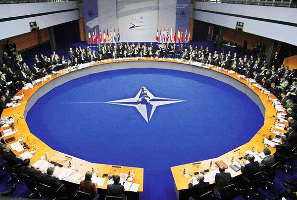 30. Türkiye ayrıca NATO'yu acil olarak toplanmaya çağırdı, toplantıda ise Türkiye'ye destek kararı çıktı. Ayrıca ABD ve Birleşmiş Milletler de Türkiye'ye olan desteklerini ifade etmişlerdir.