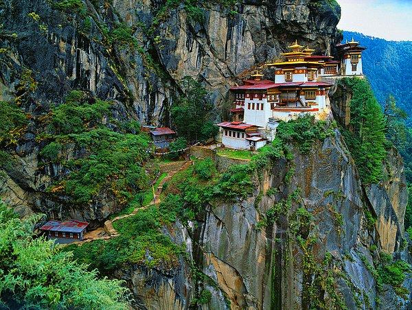 7. Paro Vadisi, Butan