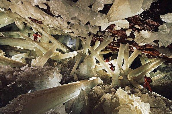 8. Kristal Mağarası, Meksika
