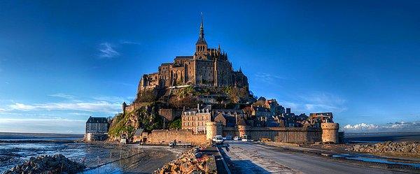 13. Mont Saint-Michel, Fransa