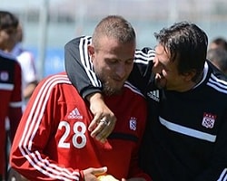 Bursaspor Yıldız Oyuncuyla Anlaştı