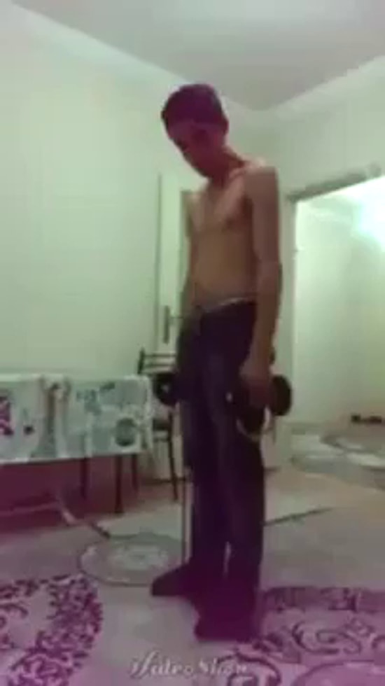 Spor Salonunun Gereksiz Olduğunu Kanıtlayan Genç