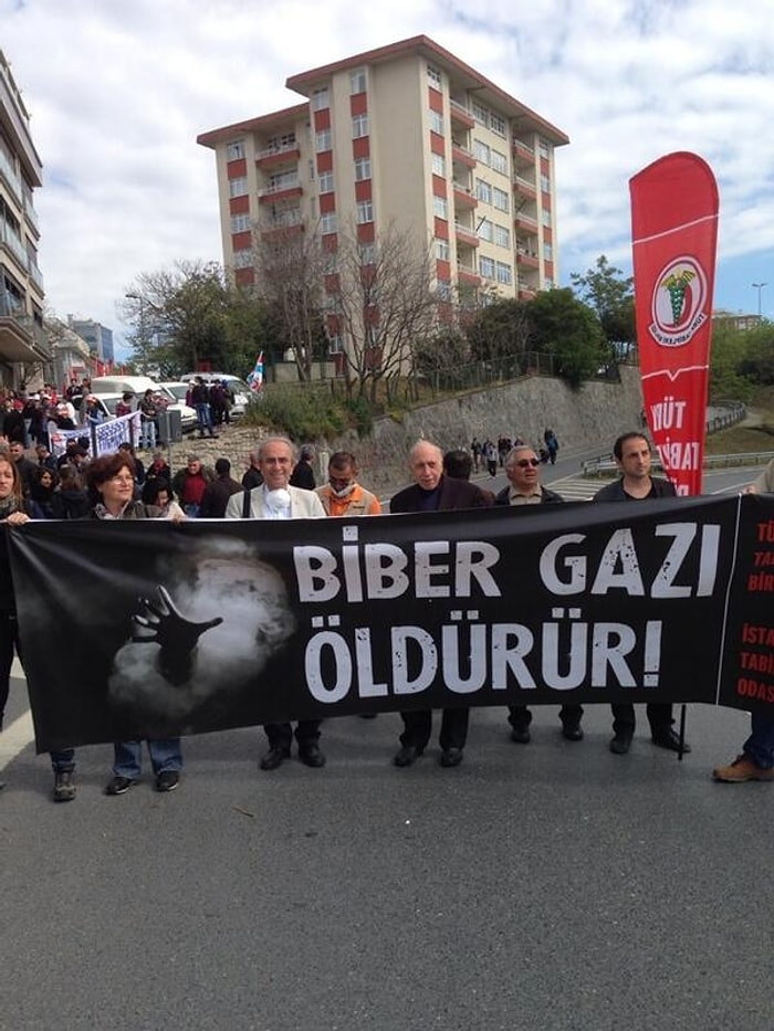 İstanbul Tabip Odası'ndan Biber Gazı Pankartı