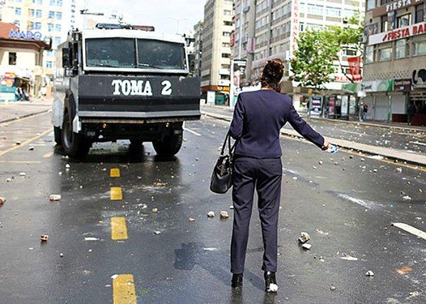 16.45 | Çantalı Kadın Eylemi | Ankara