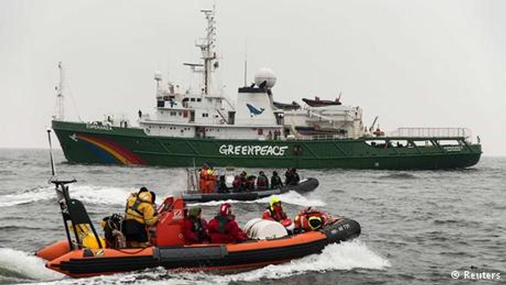 Greenpeace Üyelerine Polis Müdahalesi