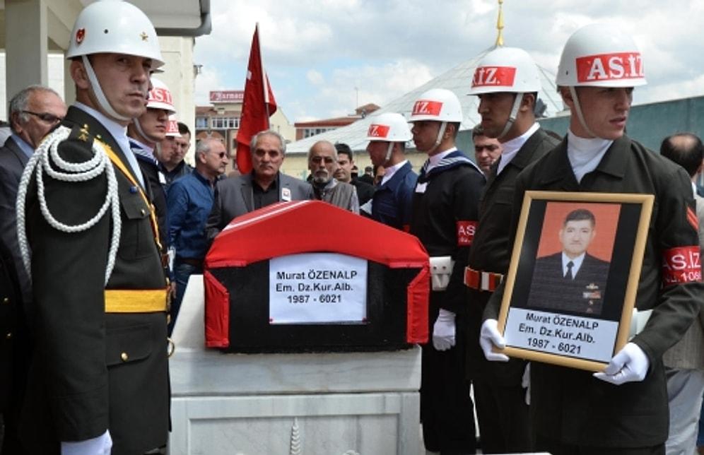 Albay Özenalp'in Cenazesinde Protesto