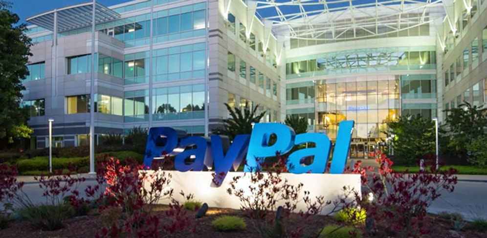 PayPal Yöneticisi Uygunsuz Tweet'leri Yüzünden İşinden Oldu