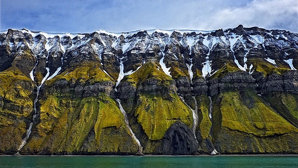 23. Svalbard Uçurumu