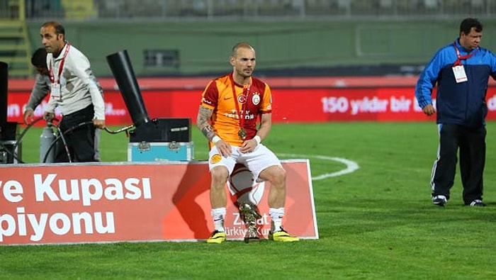 Sneijder: "Küstüm Sevinmiyorum"