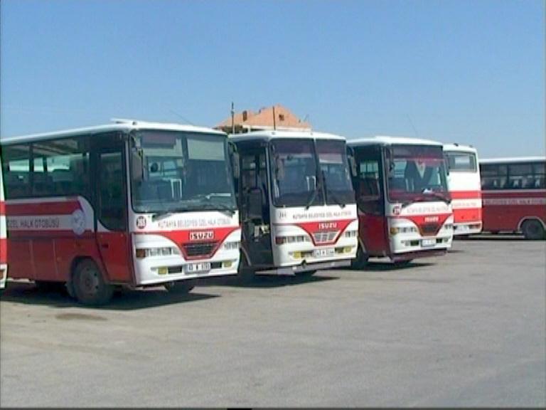 8. Kırmızı otobüslerle konforlu seyahat. (özellikle 6 numara şiddetle tavsiye edilir)