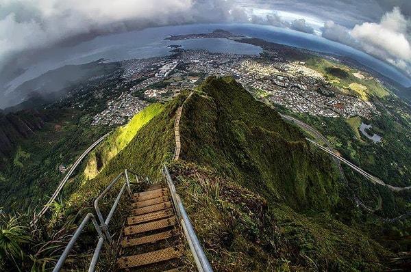 67. Haʻikū Merdivenleri, Oʻahu, Hawaii, ABD