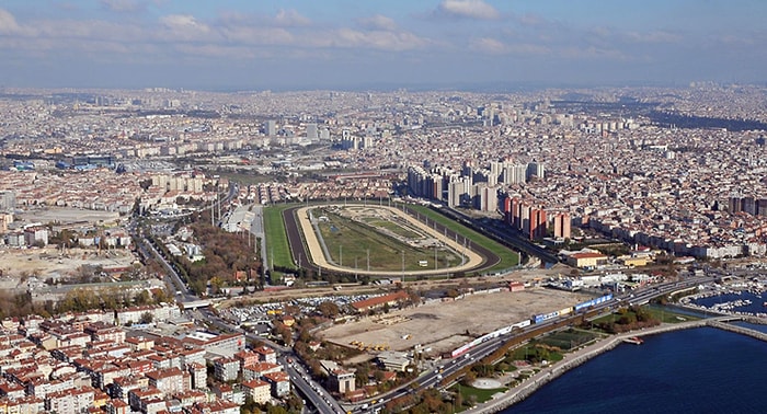 Silueti Bozan Binaların Yanına Yenileri Geliyor