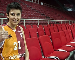 Alba Torrens Resmen Gitti!