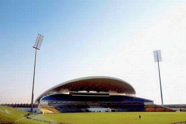 8. Sheikh Zayed Cricket Stadium - Abu Dabi / Birleşik Arap Emirlikleri