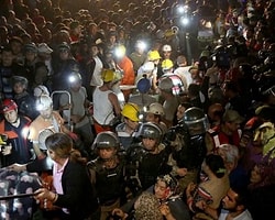 Soma'da Yangın Söndürüldü, Ekipler İşçileri Çıkarmak İçin Madene Girdi