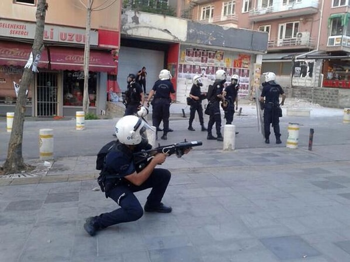 Ankara'da Soma Protestosuna Polis Müdahalesi