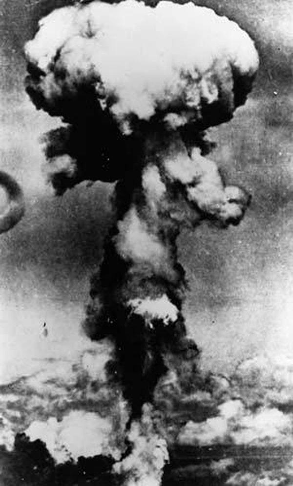 11. Japonya Hiroşima 06-08-1945 Atom bombası