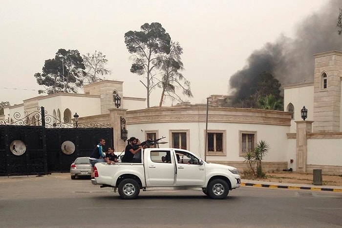 Libya'da Parlamentoya Saldırı