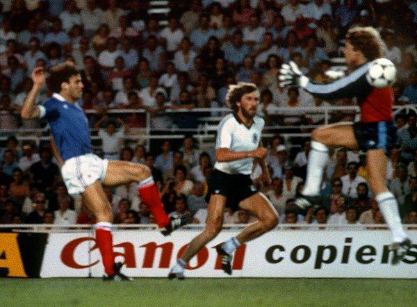 1982 Batı Almanya 3-3 Fransa