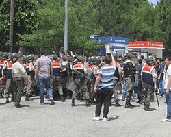 Üniversite Karıştı: 12 Yaralı, 30 Gözaltı