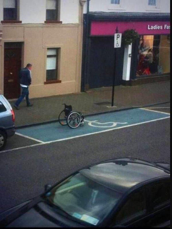 1. Burası benim park yerim diyen tekerlekli sandalye sahibi