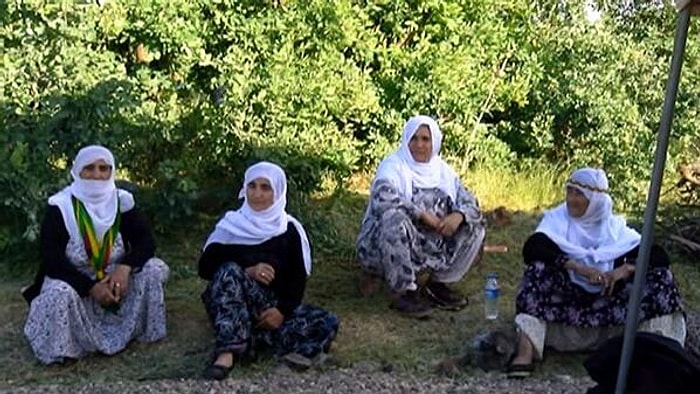 Lice'deki Karakol Protestosunda Bekleyiş