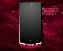 Vertu Lüks Android Telefonunu Satışa Sundu