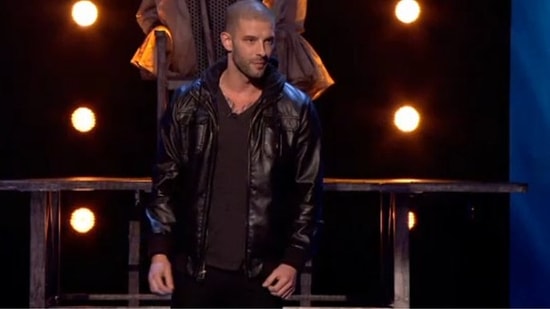 İngiltere 'Yetenek Sizsiniz'den 10 Numara Yer Değiştirme İllüzyonu