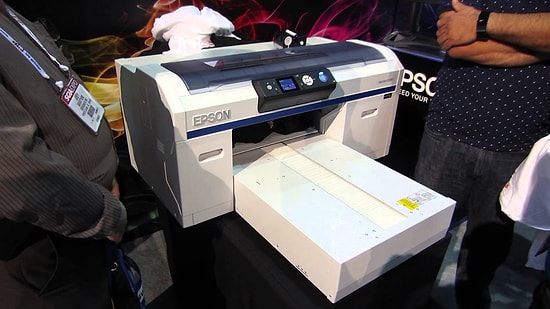 EPSON SureColor F-2000 T-shirt Yazıcısı 'En İyi' Seçildi