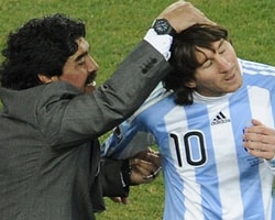Messi: "Maradona'yı Kıskanıyorum"
