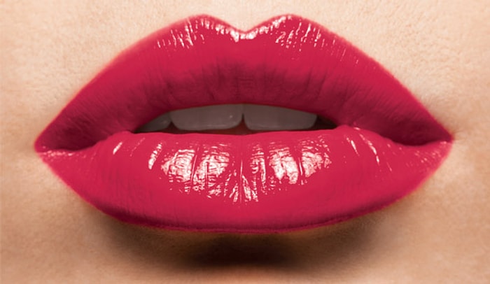 Dolgun Dudaklar İçin Ruj Sürme Teknikleri