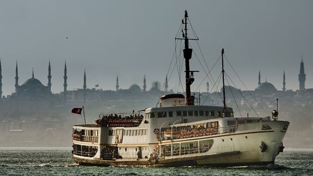 Taksim'e Çıkan Yollar Kapatıldı, Seferler İptal Edildi