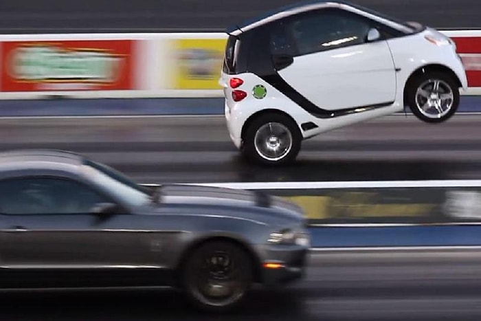 İnanılmaz Drag Yarışı! | Mustang & Smart