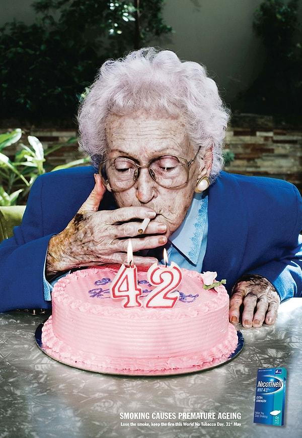 22. Sigara içmek erken yaşlanmaya neden olur