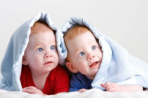 Uzun boylu kadınların ikiz bebek doğurma ihtimalinin daha yüksek olduğu söyleniyor!
