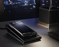 Vertu'dan 11 Bin Dolarlık Akıllı Telefon