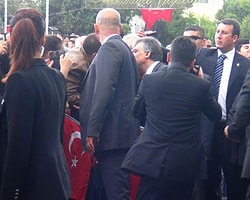 Valilik Ziyaretinde Cumhurbaşkanı Gül'e Protesto