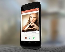 Tinder Yeni Özellikleriyle Arkadaşlık Uygulamasından Snapchat'e Evriliyor