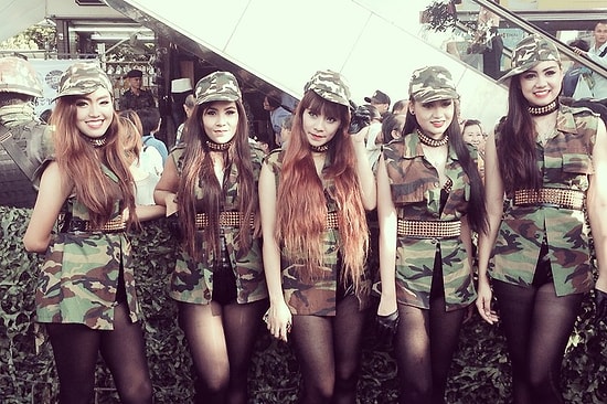 Tayland Ordusu 'Mutlu Bir Ülke' İstiyor