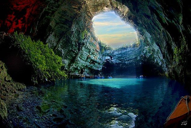 25. Melissani Mağarası - Kefalonia Yunanistan