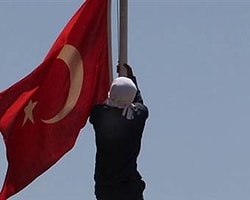 KCK'dan Bayrak Açıklaması: 'Şiddetle Kınıyoruz'