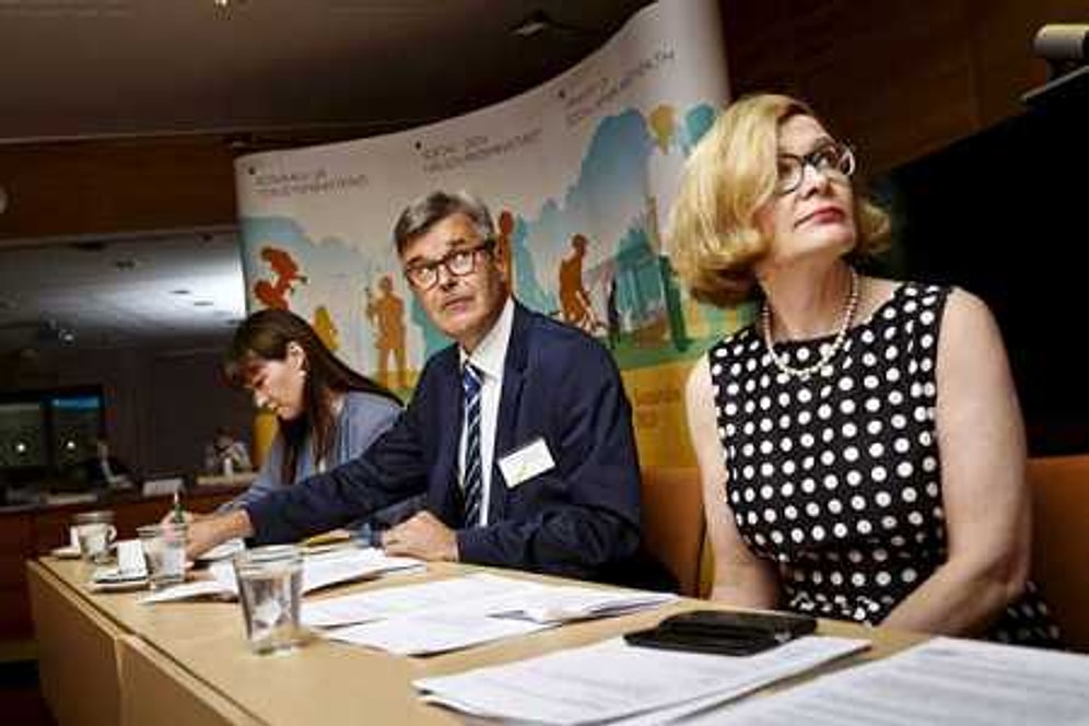Finlandiya Gündeminden 15 Manşet