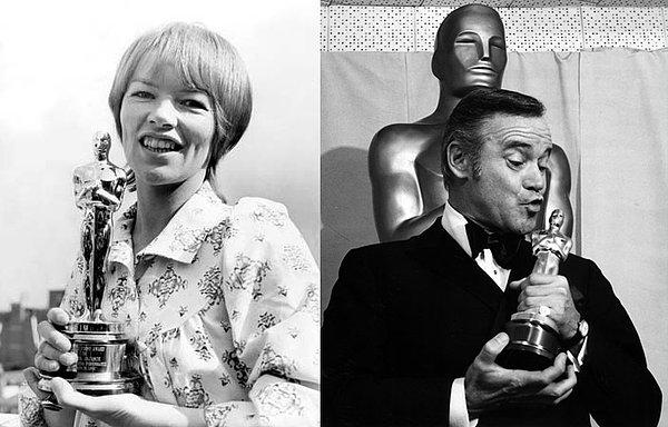 9. 1974 senesinde “Save the Tiger” filmiyle Oscar ödülü alan aktör “Jack Lammon” ve “A Touch of Class” filmiyle ödül alan aktris “Glenda Jackson”